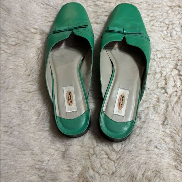 Talbots Green Leather Mules with Bow Detail size 8.5 Narrow - Picture 7 of 8